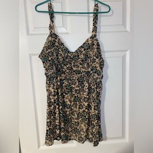 Floral tank top , brand is torrid , size 2X (18-20) , never worn